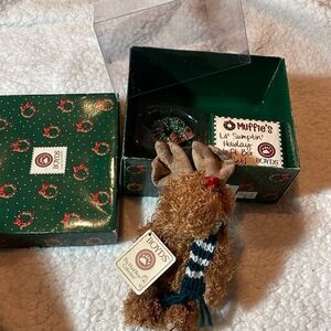 2006 Boyd’s bears holiday set